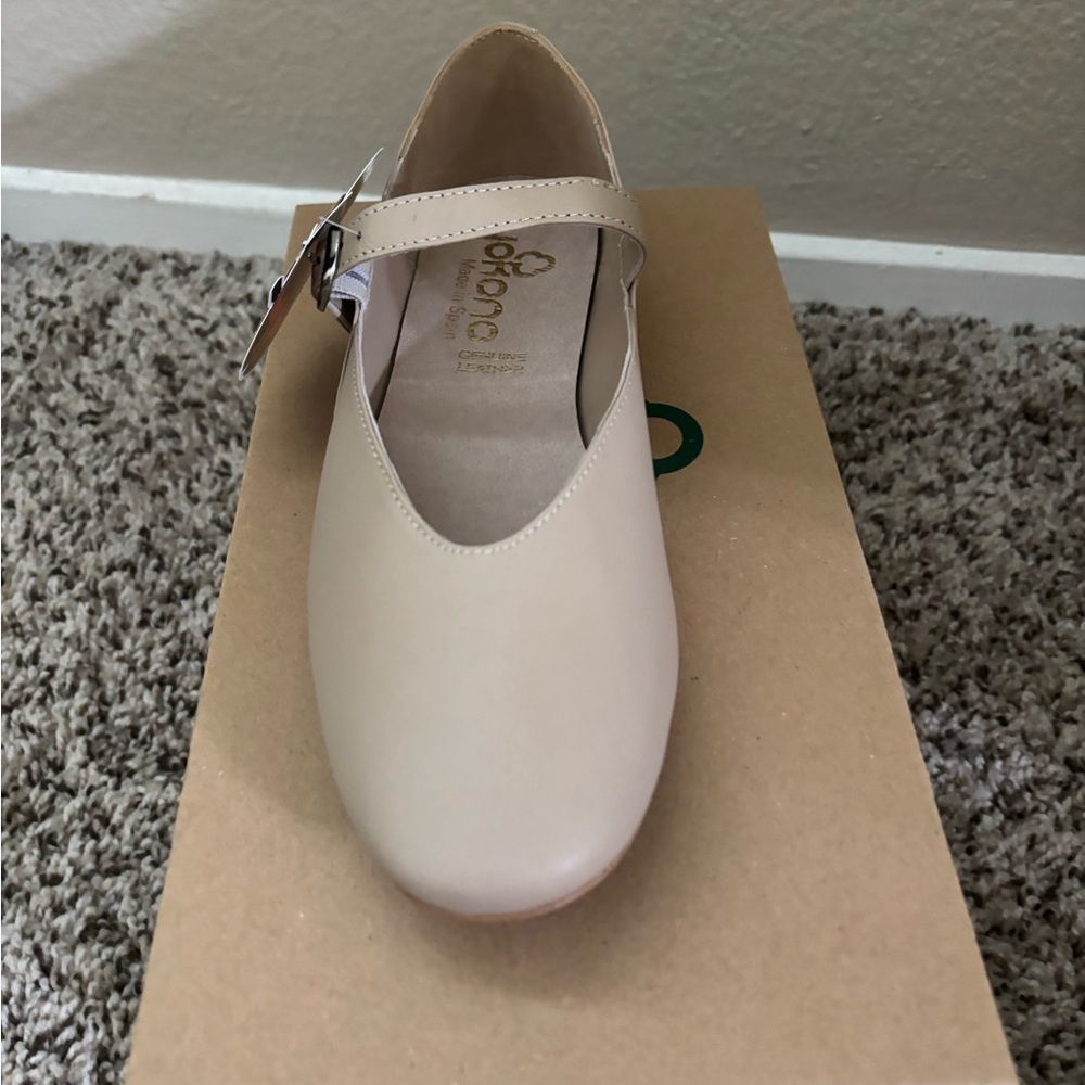 Adona Cream Women's Flats